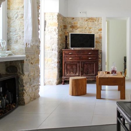 Laina Traditional Guest House Aperathos Luaran gambar